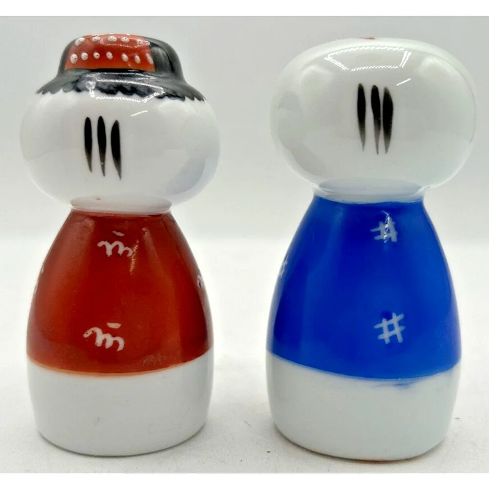 Vintage Retro Salt and Pepper Shakers Boy and Girl Made In Japan U260/19
